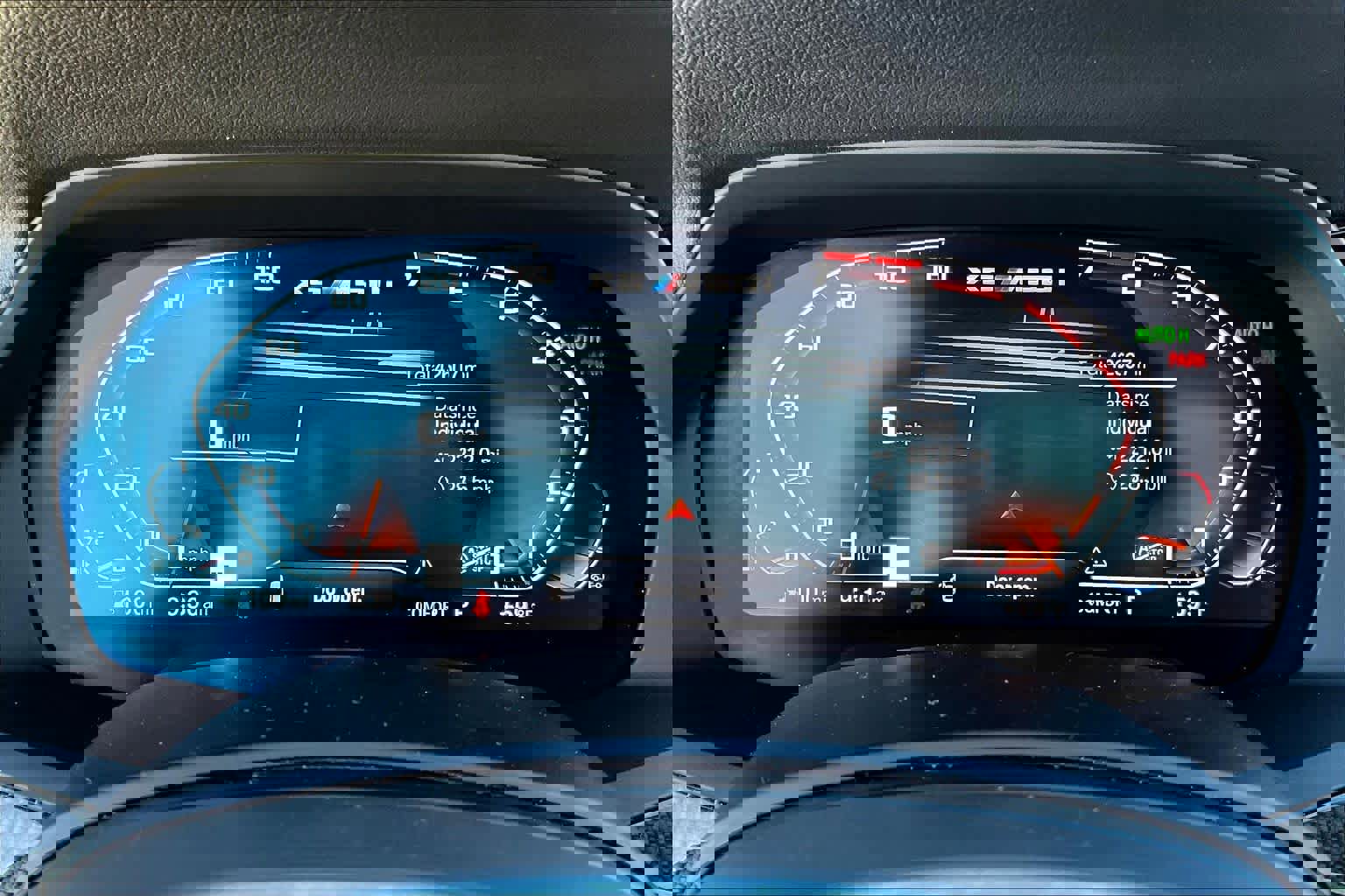 Used 2021 BMW X5 M50i w/ Executive Package image 45