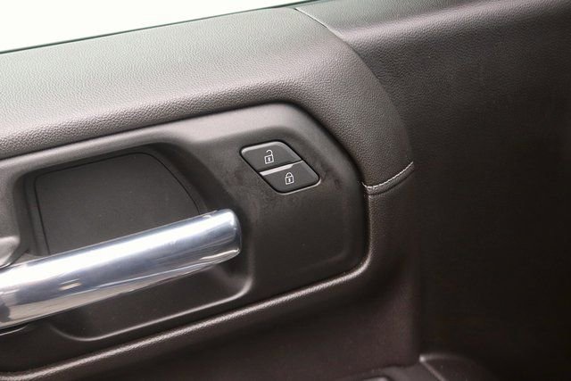 Used 2022 Chevrolet Silverado 1500 RST w/ Convenience Package II image 11