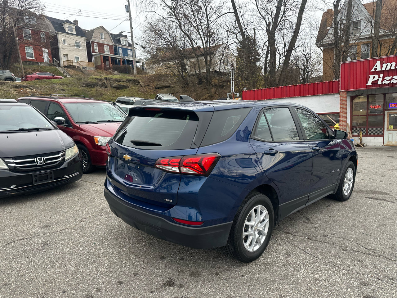 Used 2022 Chevrolet Equinox LS image 8