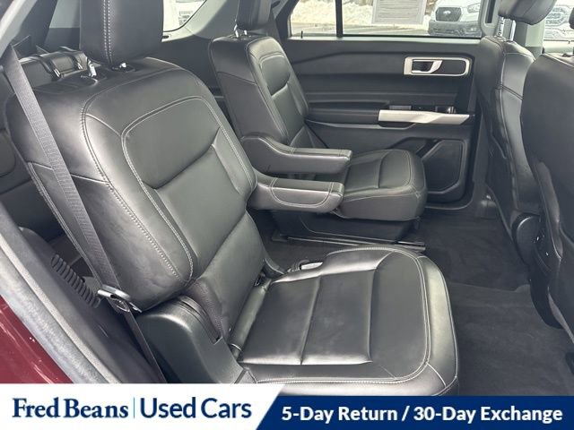 Certified 2022 Ford Explorer XLT w/ Equipment Group 202A AWD/4WD image 13