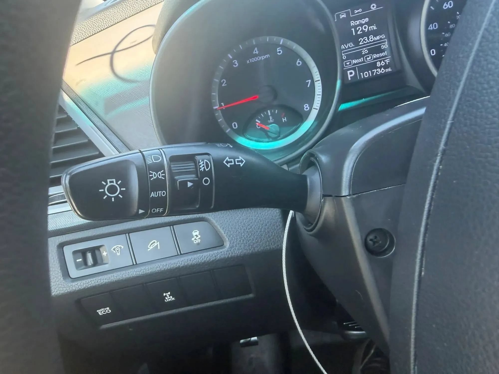 Used 2014 Hyundai Santa Fe Sport AWD/4WD image 18