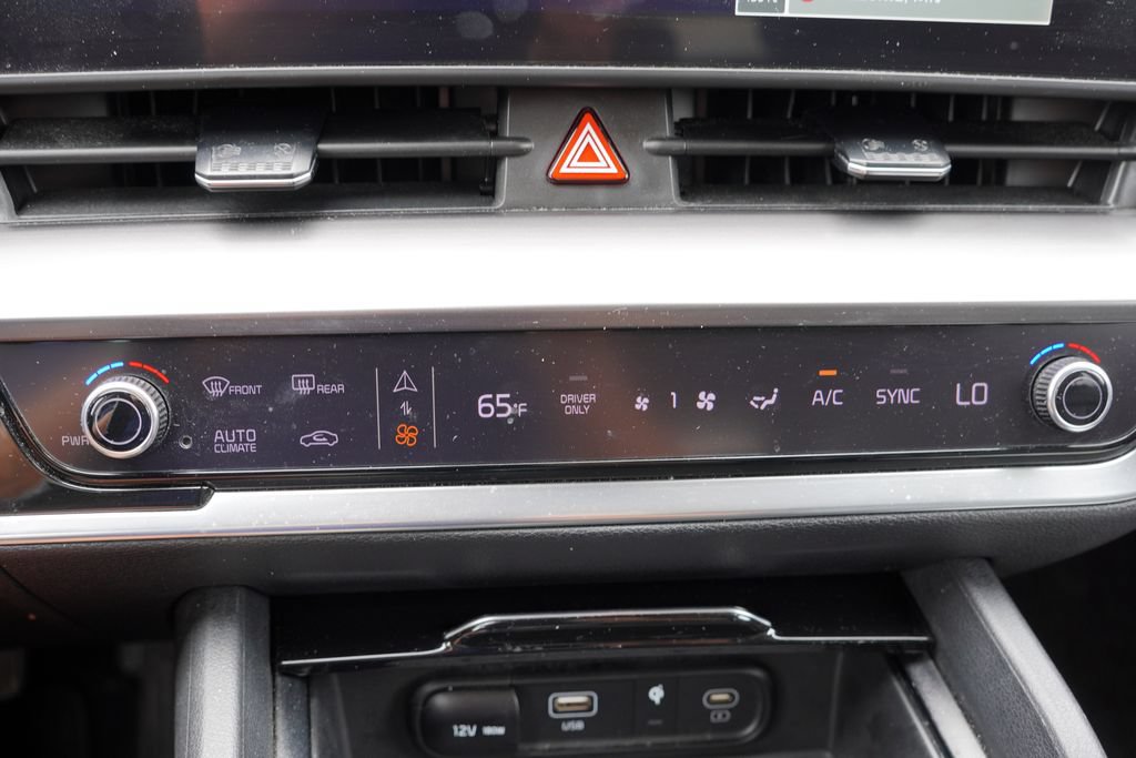 Certified 2023 Kia Sportage EX AWD/4WD image 26