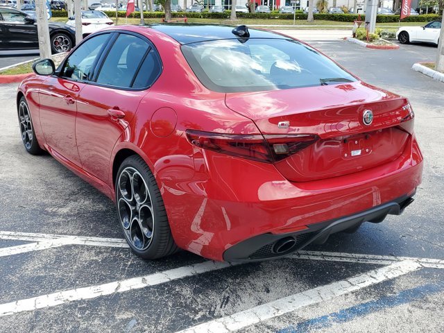 New 2023 Alfa Romeo Giulia Veloce image 4