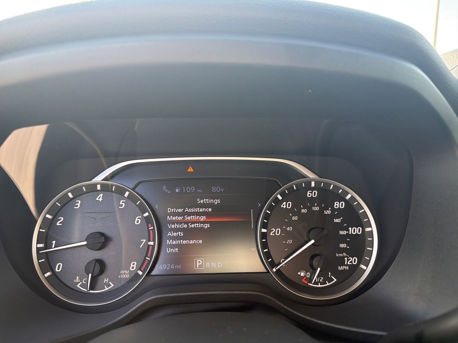 Used 2022 Nissan Titan S image 22