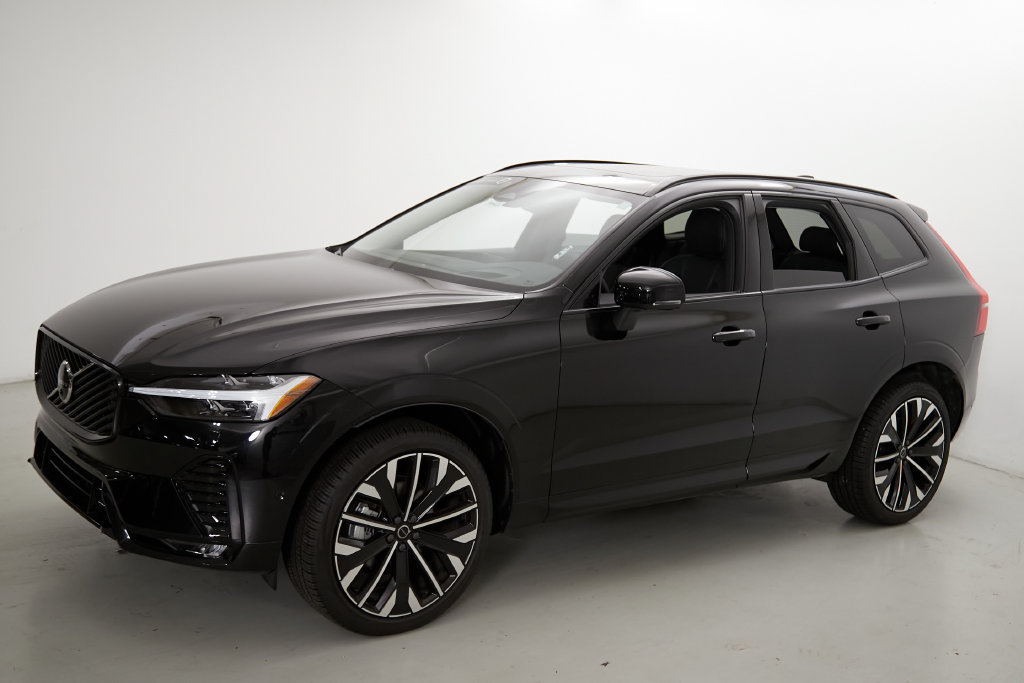 Used 2026 Volvo XC60 B5 Ultra AWD/4WD image 6