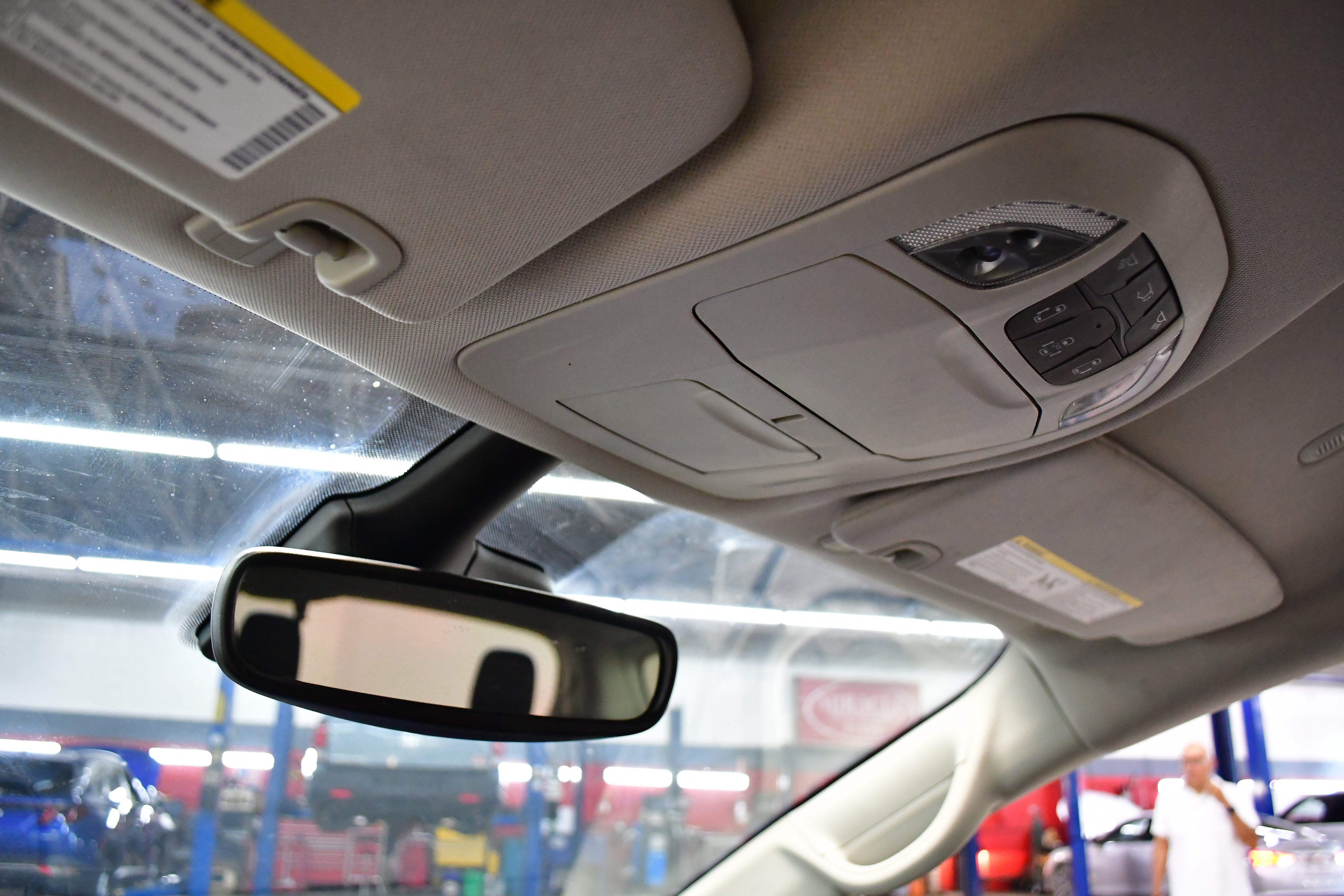 Used 2023 Chrysler Voyager LX FWD image 31