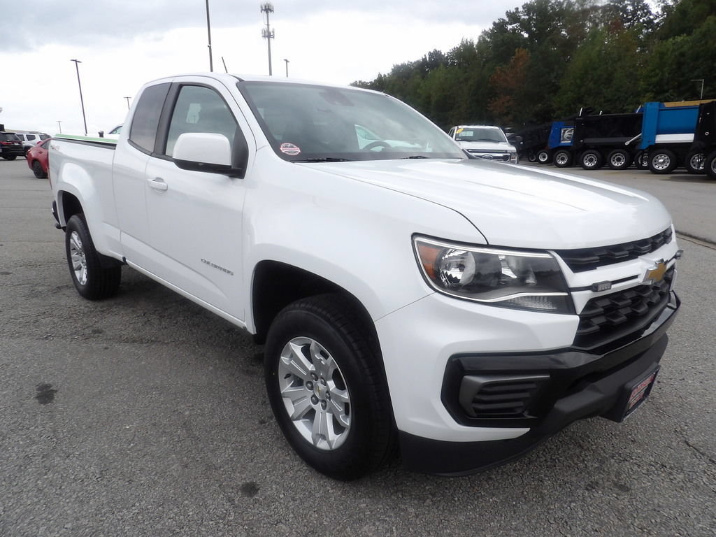 Used 2022 Chevrolet Colorado LT AWD/4WD image 10