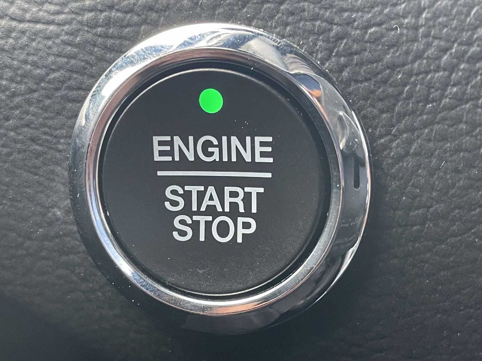Used 2021 Ford Edge Titanium w/ Equipment Group 301A image 29