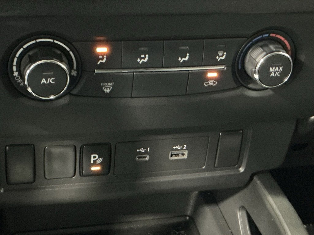 Used 2025 Nissan Frontier S w/ S Utility Package image 9