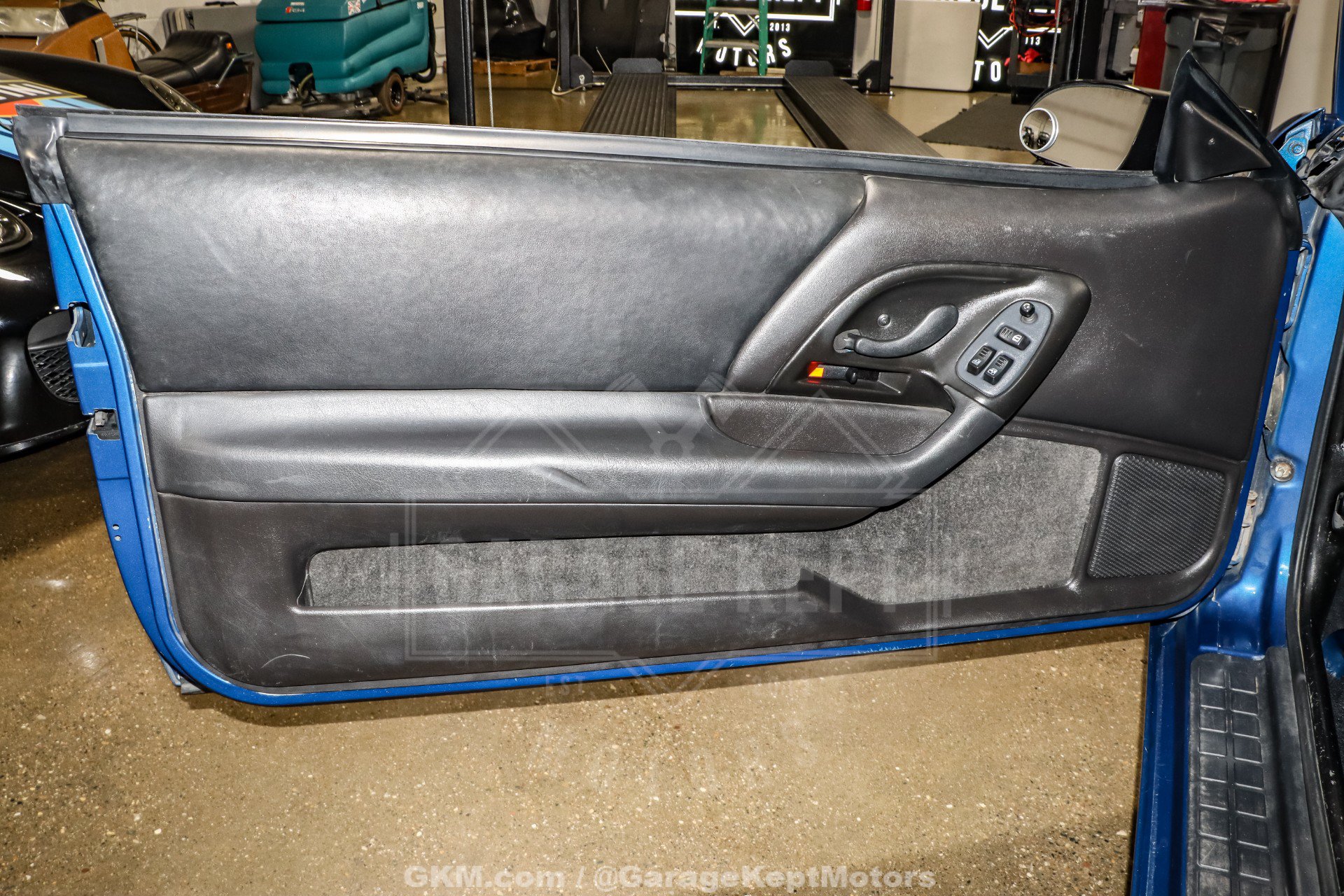 Used 1994 Chevrolet Camaro Z28 RWD image 83