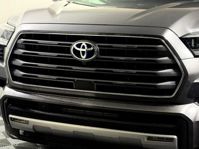 Used 2023 Toyota Sequoia Limited w/ Tow Technology Package AWD/4WD image 12