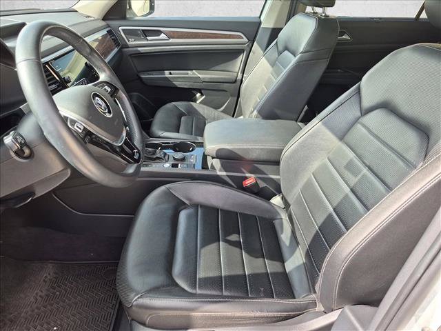 Used 2018 Volkswagen Atlas SEL Premium AWD/4WD image 17