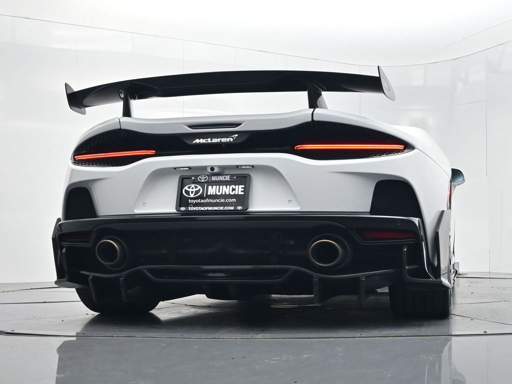 Used 2022 McLaren GT RWD image 55