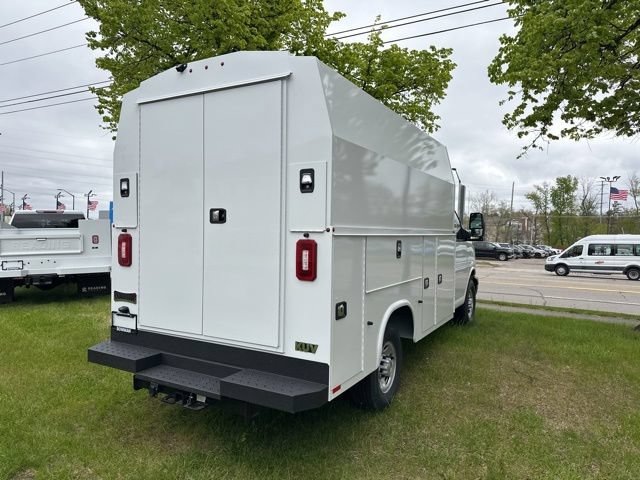 New 2026 Chevrolet Express 3500 w/ Power Convenience Package RWD image 5