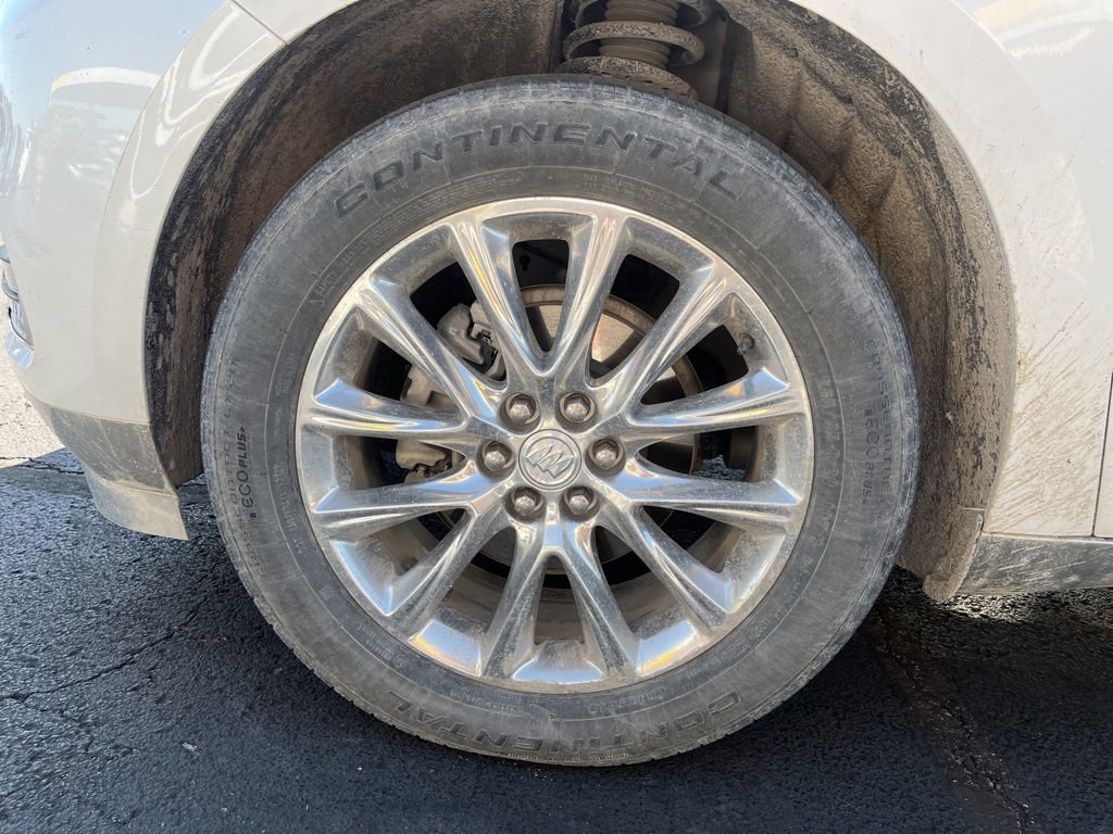 Used 2021 Buick Enclave Essence w/ Sound and Sites Package AWD/4WD image 9