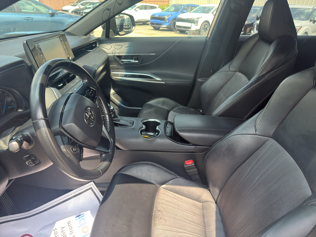 Used 2021 Toyota Venza XLE w/ Carpet Mat Package (TMS) AWD/4WD image 15
