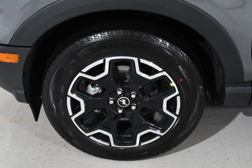 New 2025 Ford Bronco Sport Outer Banks w/ Outer Banks Tech Package+ image 24