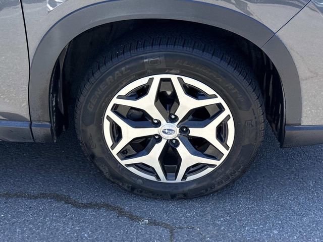 Used 2020 Subaru Forester Premium AWD/4WD image 7