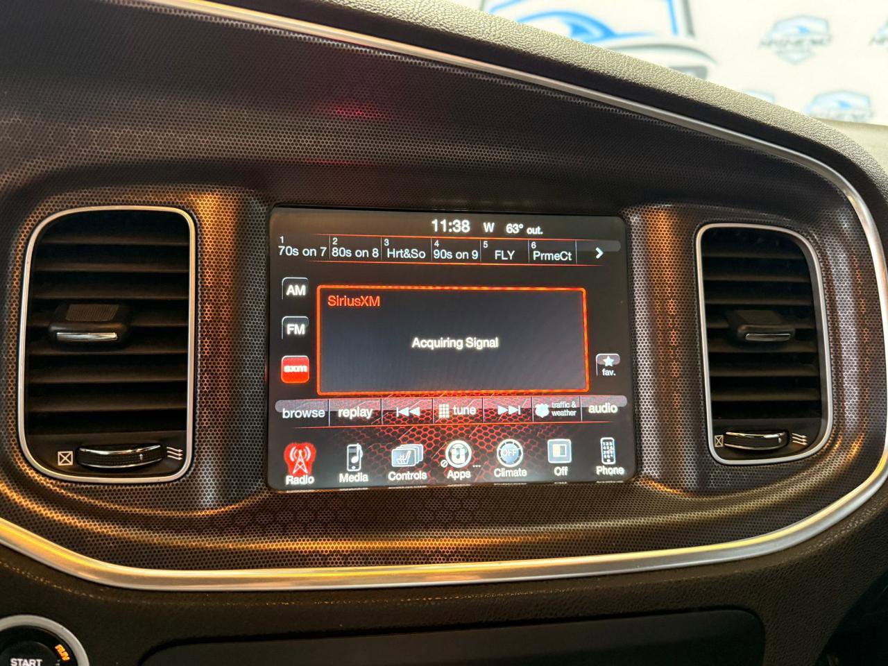 Used 2016 Dodge Charger SXT RWD image 31