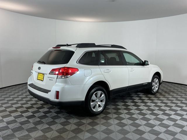 Used 2012 Subaru Outback 3.6R Limited AWD/4WD image 5