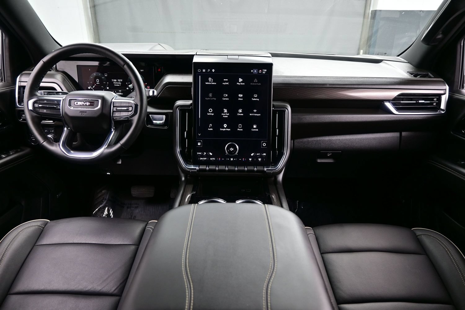 Used 2025 GMC Yukon Elevation w/ LPO, Floor Liner Package AWD/4WD image 19