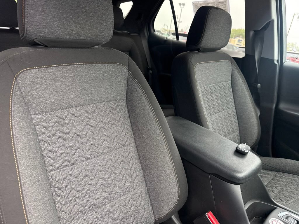Used 2024 Chevrolet Equinox LT AWD/4WD image 34