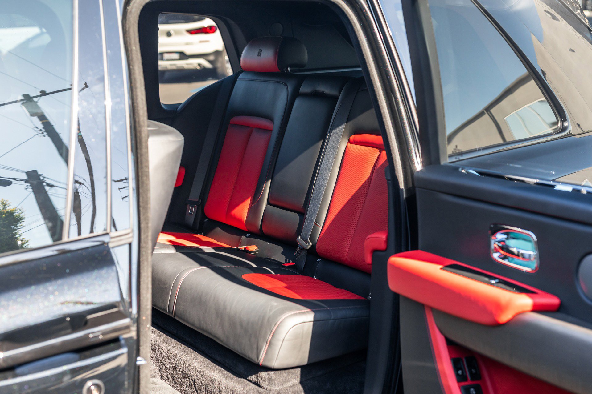 Used 2021 Rolls-Royce Cullinan image 49