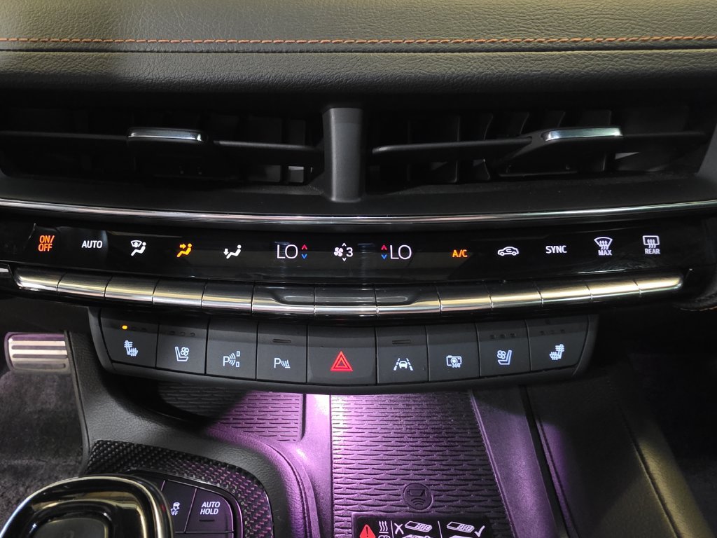 Used 2025 Cadillac CT5 V w/ Technology Package RWD image 24