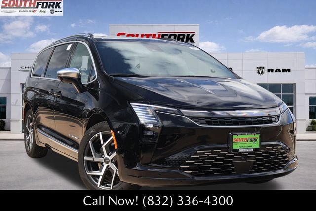 New 2027 Chrysler Pacifica Pinnacle w/ Theater Group