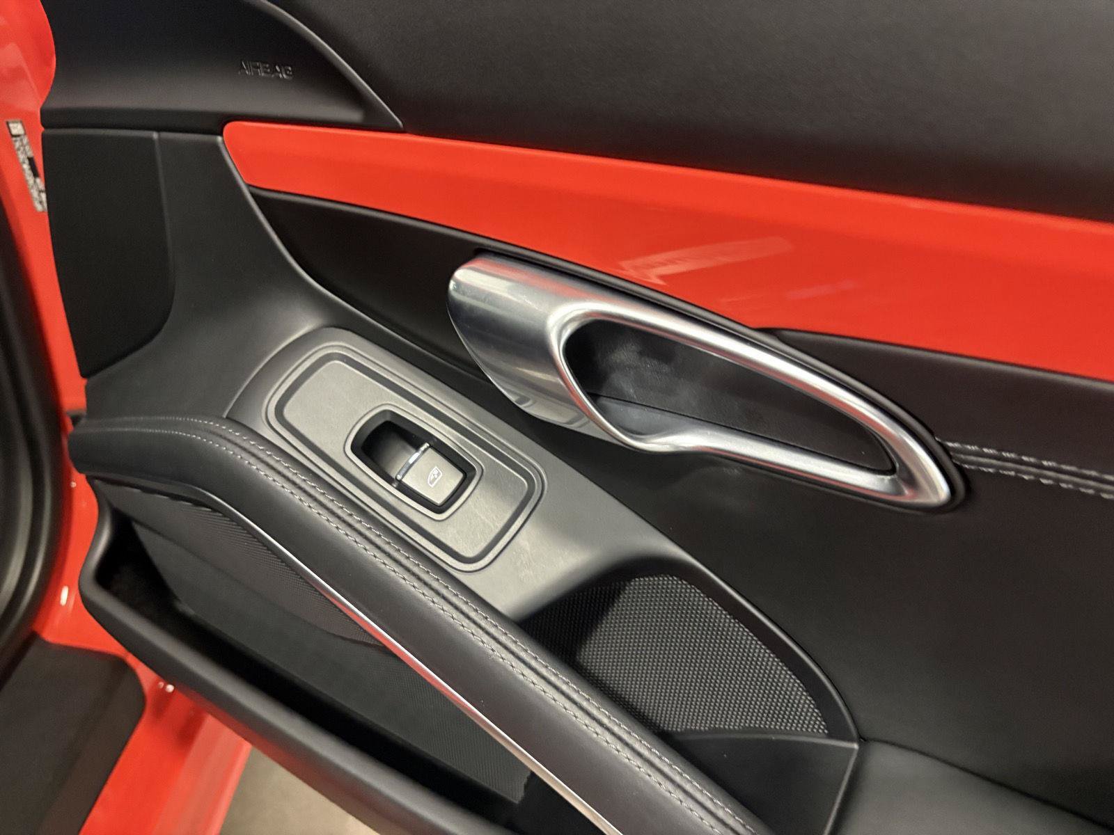 Used 2017 Porsche 718 Cayman S RWD image 34