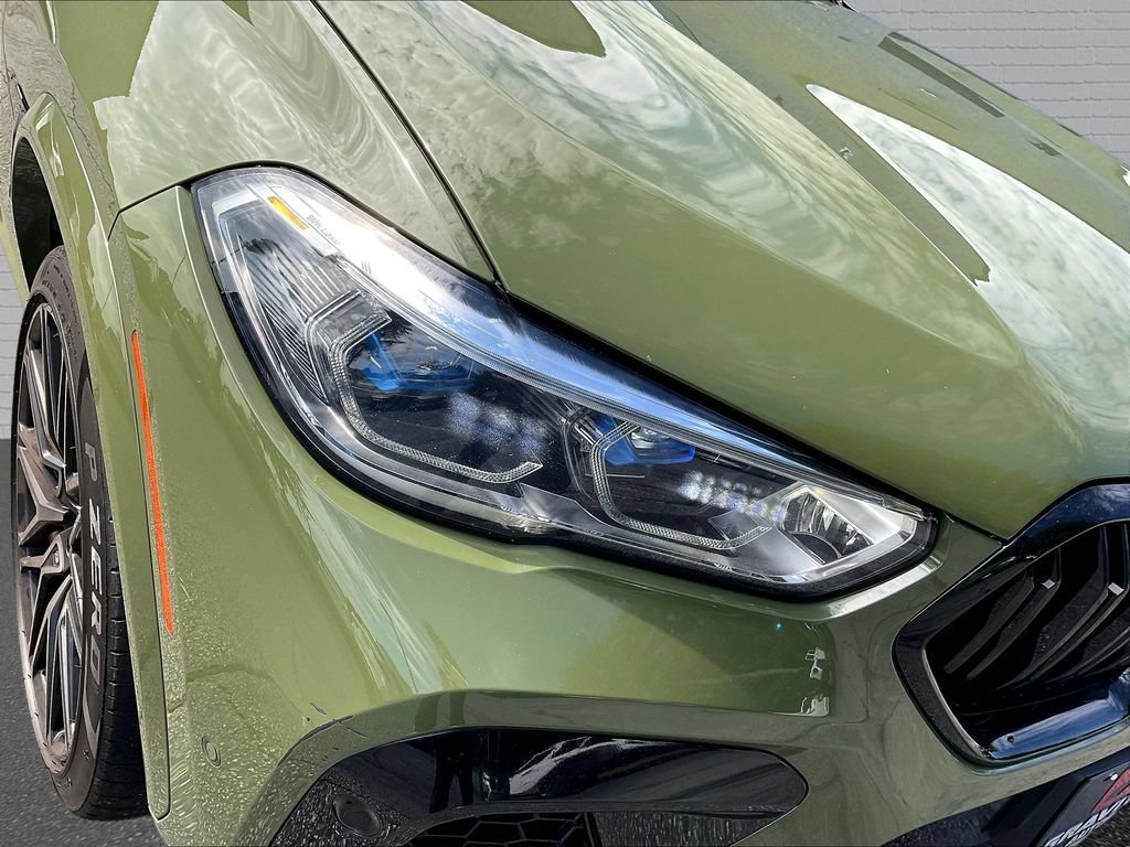 Used 2022 BMW X6 M AWD/4WD image 28