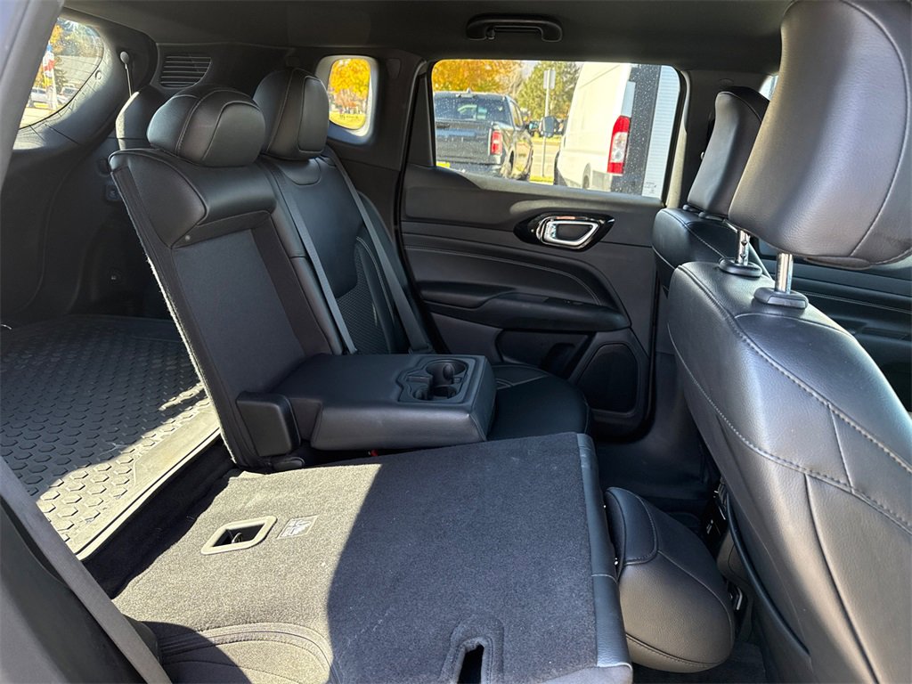 Used 2023 Jeep Compass Altitude w/ Convenience Group image 14