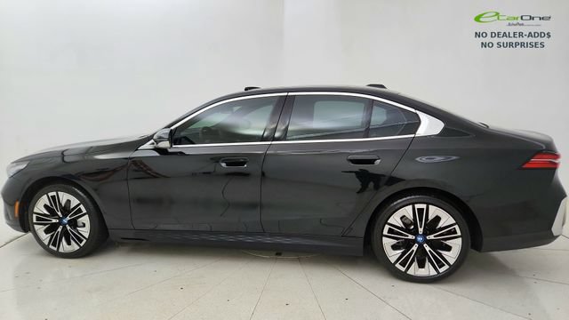 Used 2024 BMW i5 eDrive40i w/ Convenience Package RWD image 11