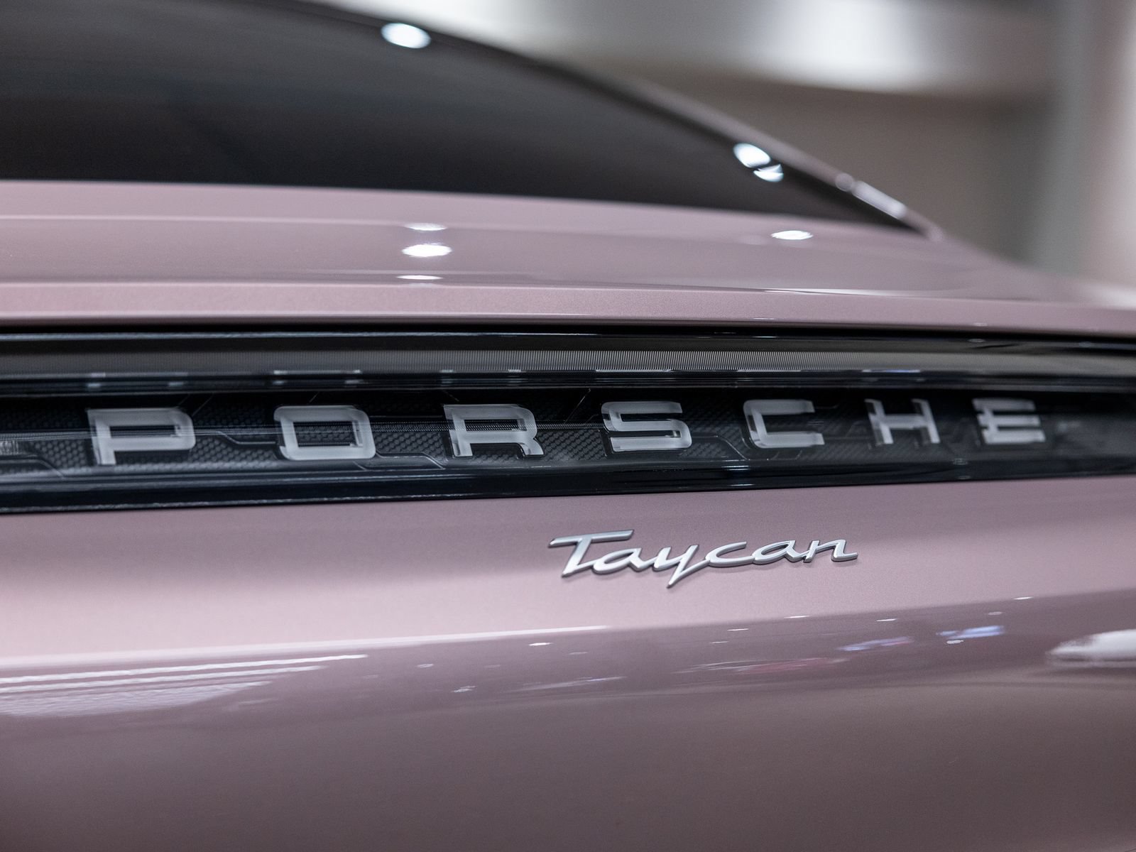 Used 2023 Porsche Taycan RWD image 23