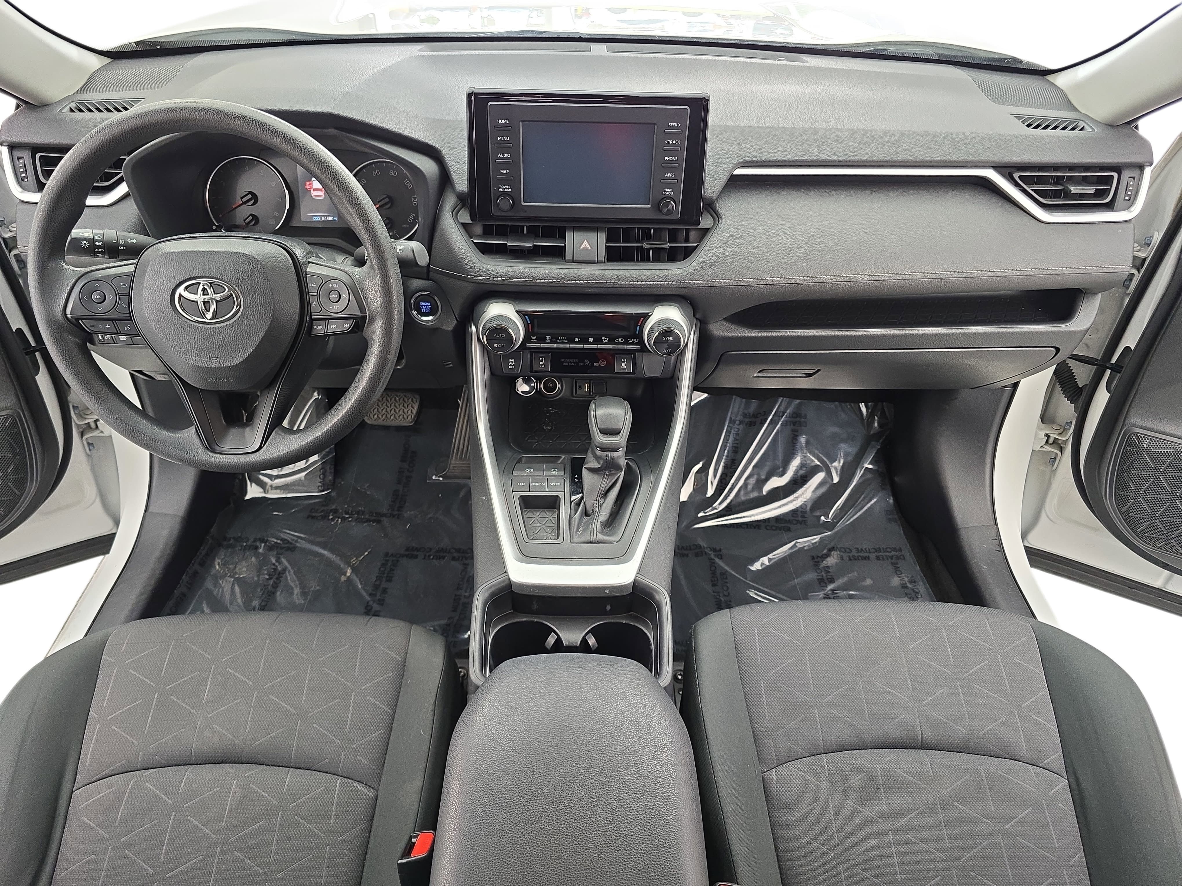 Used 2019 Toyota RAV4 XLE FWD image 9