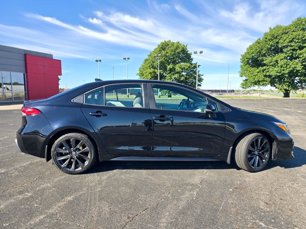 Certified 2024 Toyota Corolla SE w/ SE Premium Package FWD image 19