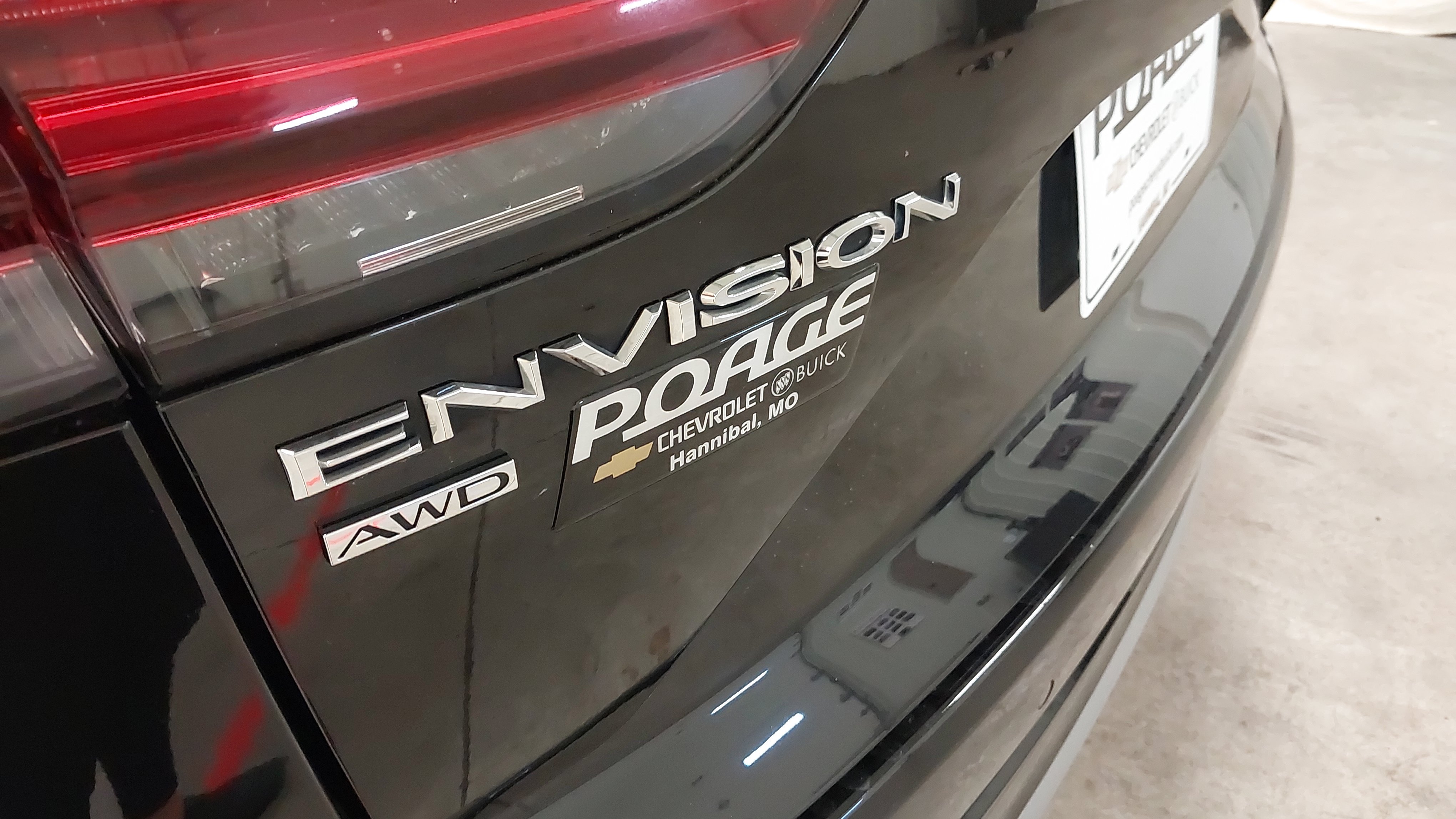 Certified 2021 Buick Envision Essence w/ Technology Package I AWD/4WD image 32