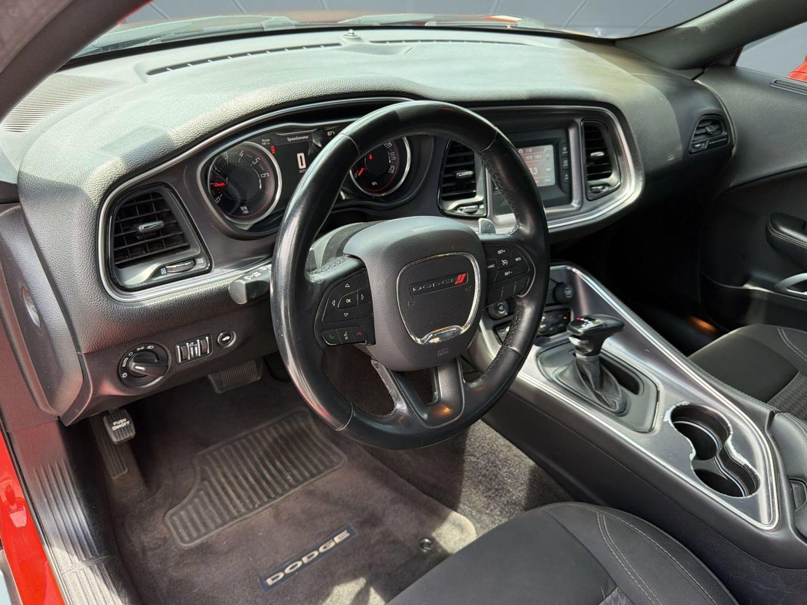Used 2016 Dodge Challenger SXT w/ Super Sport Group (SS/T) RWD image 4