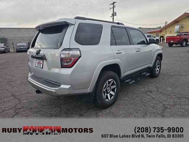Used 2022 Toyota 4Runner TRD Off-Road AWD/4WD image 7