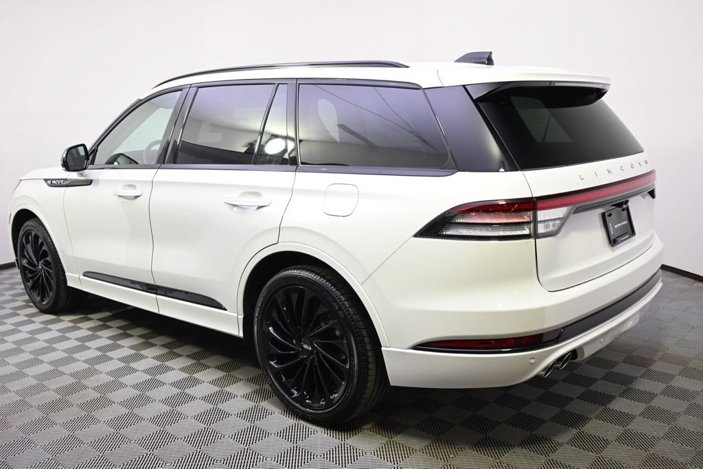 New 2026 Lincoln Aviator Reserve AWD/4WD image 3