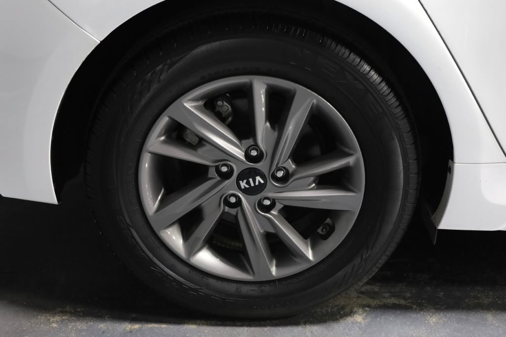 Used 2020 Kia Optima LX FWD image 36