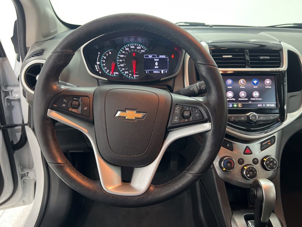 Used 2020 Chevrolet Sonic Premier FWD image 10