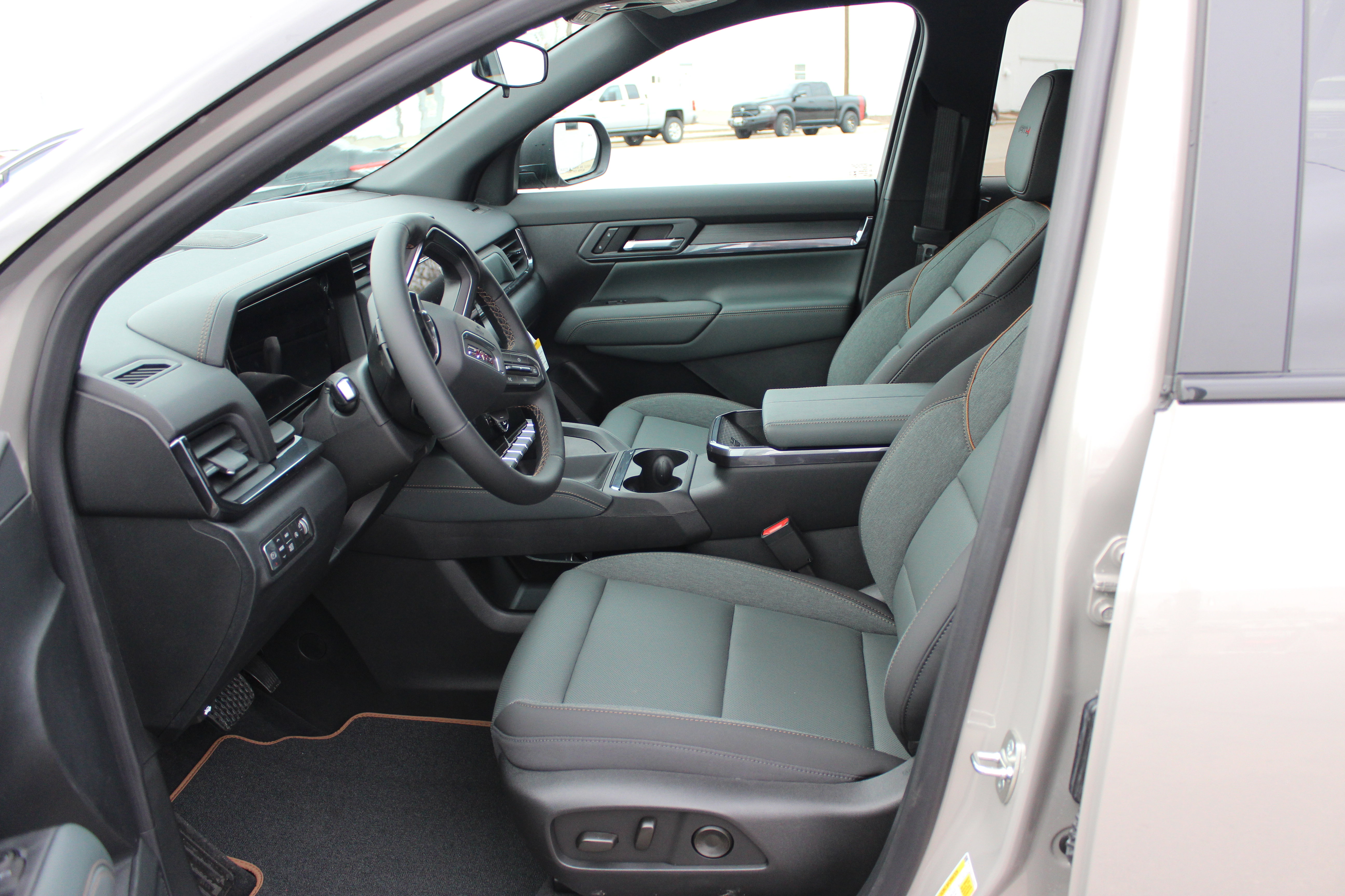 New 2026 GMC Terrain AT4 image 12