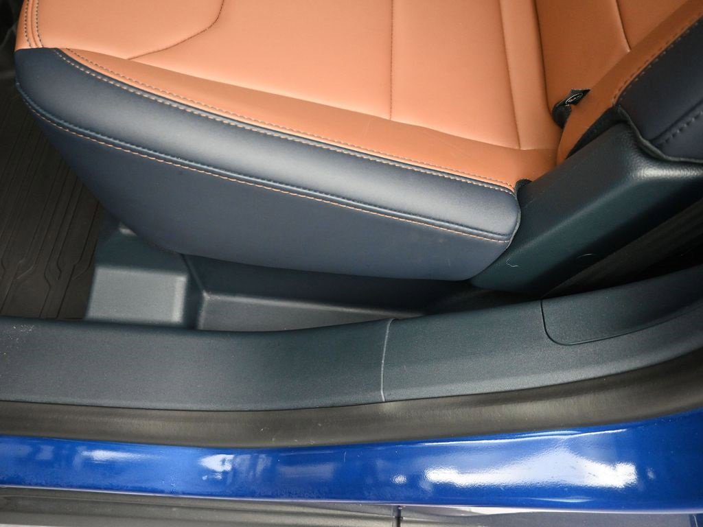 Used 2024 Ford Maverick Lariat w/ FX4 Off-Road Package image 28