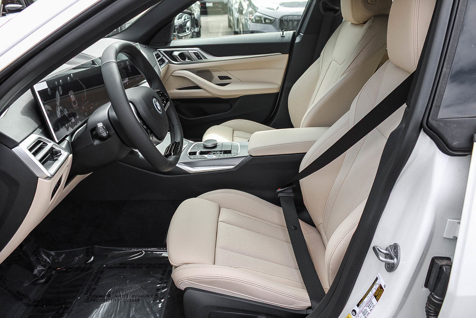 New 2026 BMW i4 xDrive40i AWD/4WD image 17