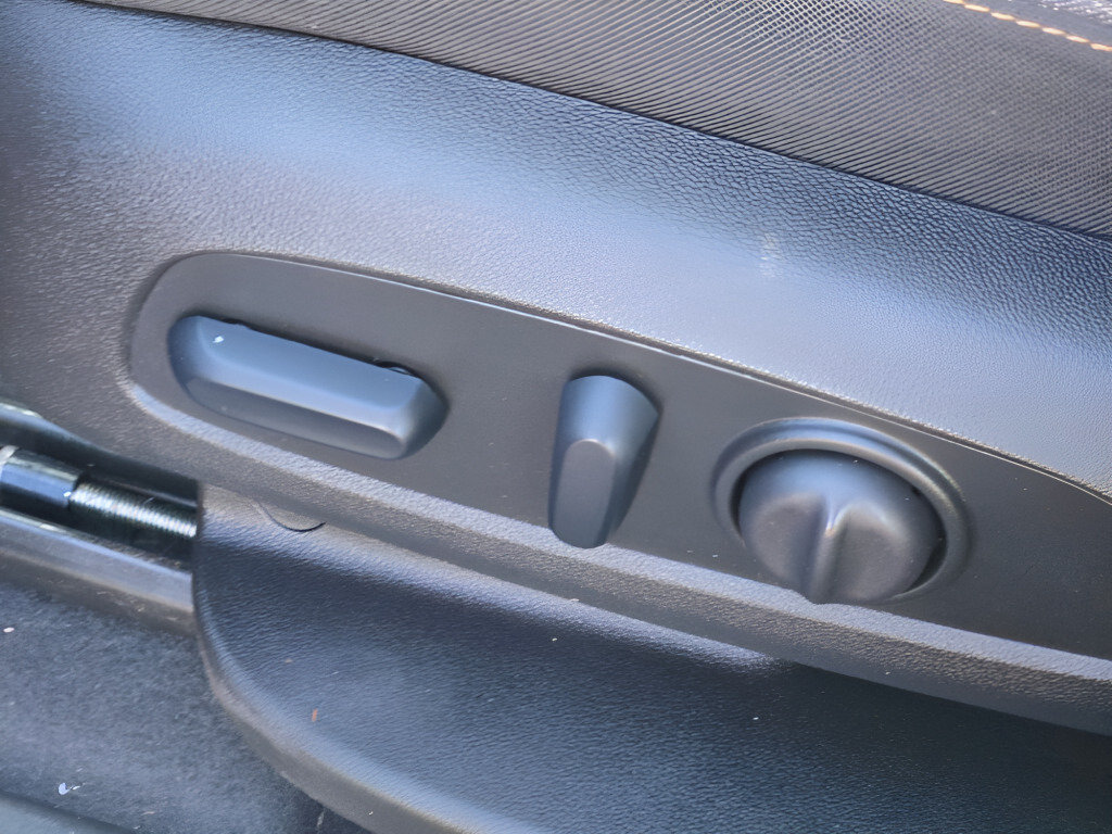 Certified 2024 Chevrolet Equinox LT FWD image 28