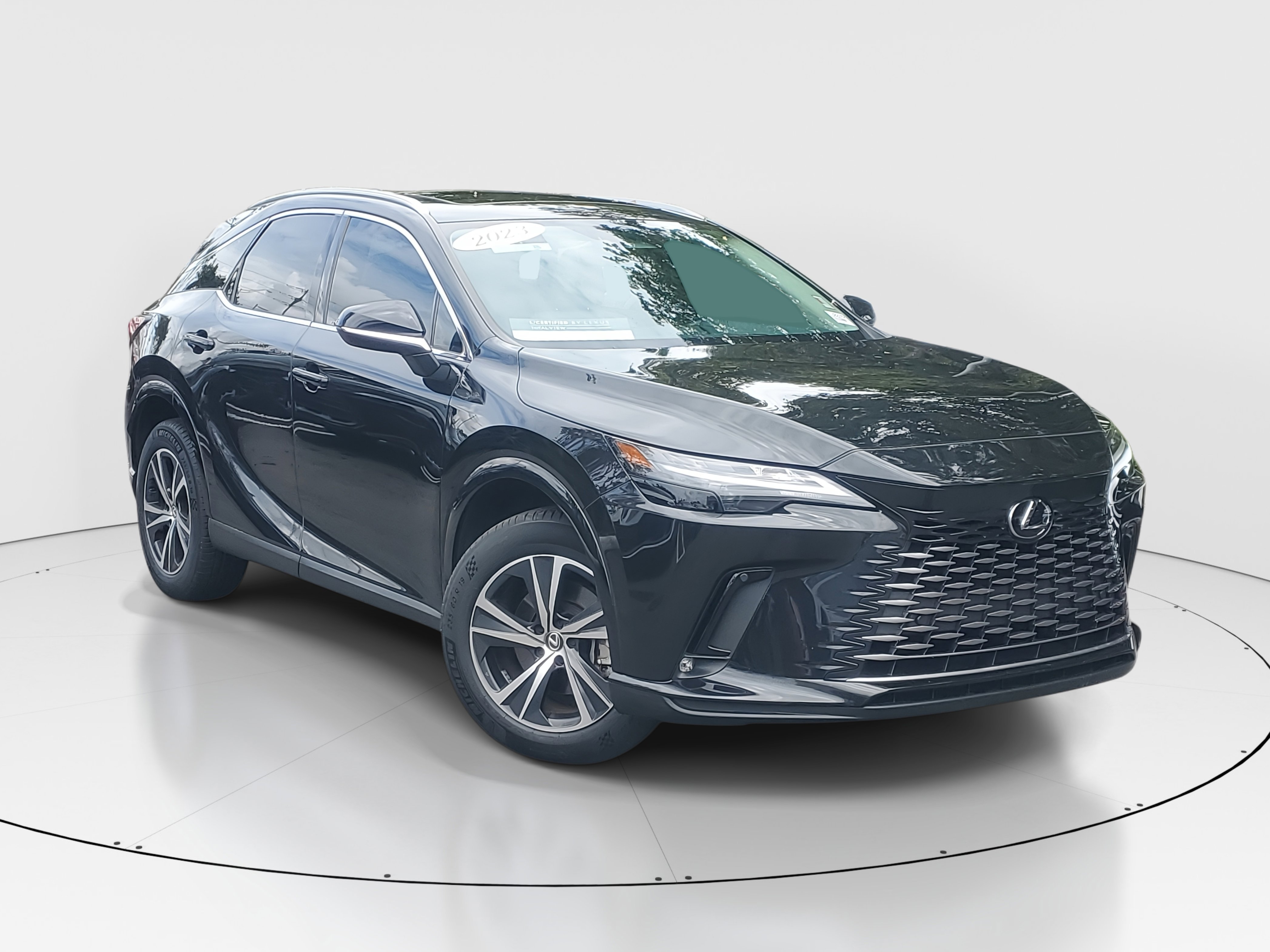 Used 2023 Lexus RX 350 FWD image 2