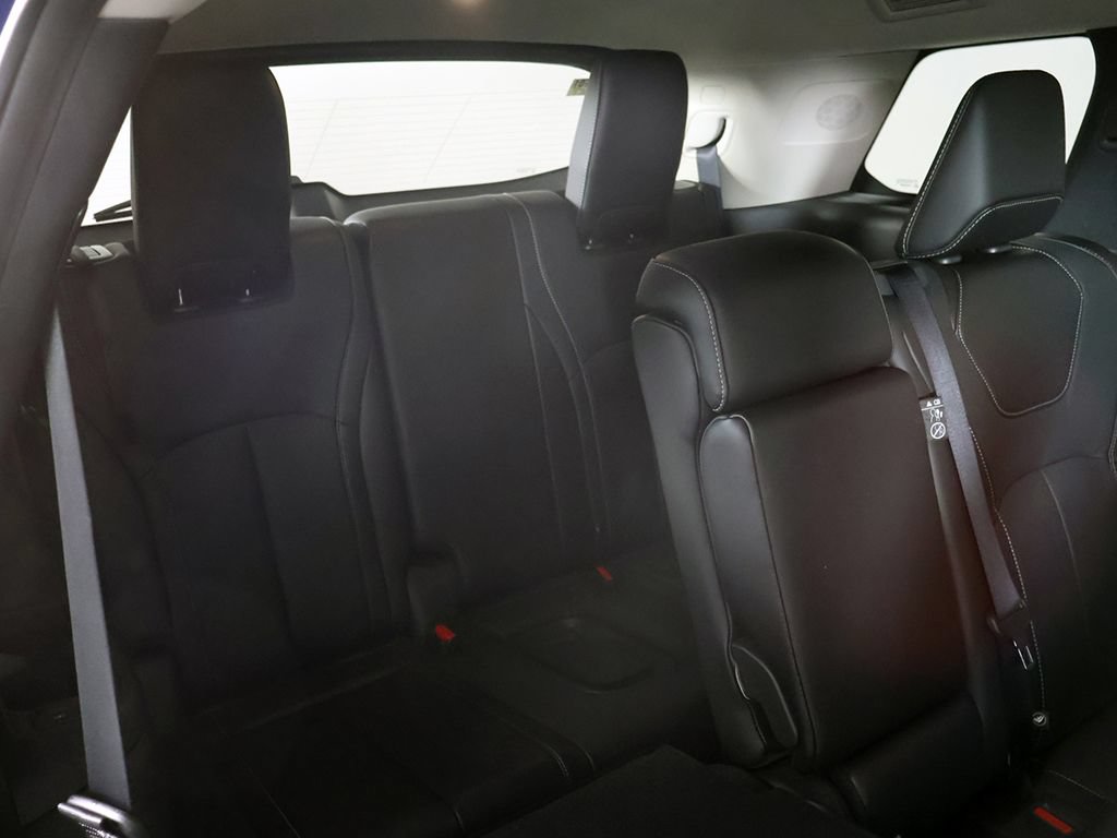 Used 2025 INFINITI QX60 Pure AWD/4WD image 35