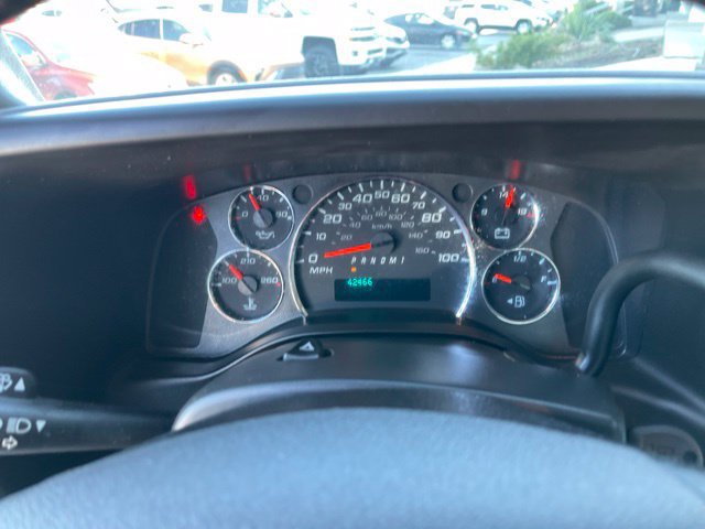 Used 2020 GMC Savana 3500 w/ Power Convenience Package RWD image 9
