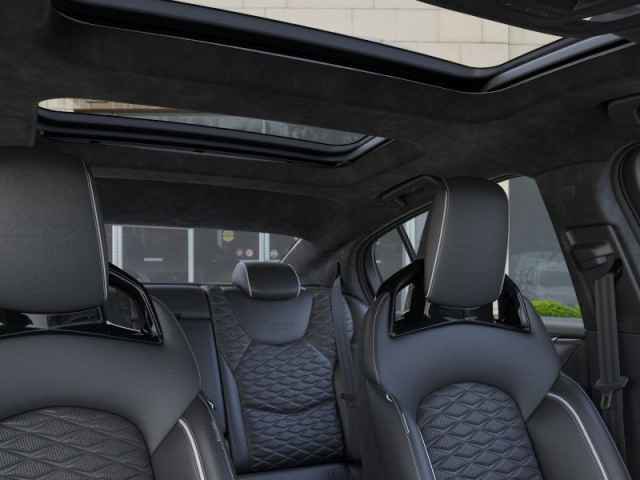 New 2026 Cadillac CT5 V w/ Technology Package AWD/4WD image 25